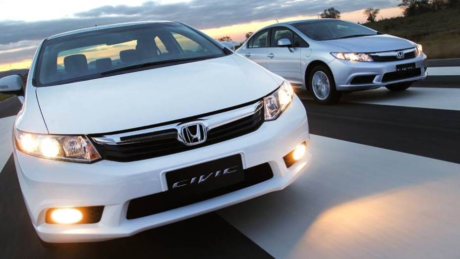 Fevereiro mal começou e já estamos em 2014? Pelo menos a Honda acha que sim... | <a href="https://gutenberg.quatrorodas.abril.com.br/noticias/fabricantes/honda-civic-2014-ganha-motor-2-0-730338.shtml" rel="migration">Leia mais</a>