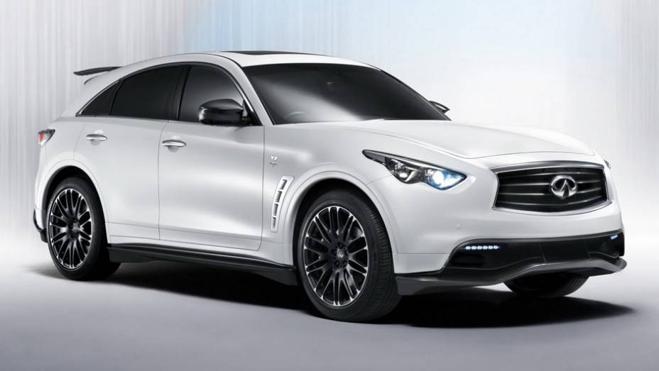 Infiniti FX50 Sebastian Vettel: apenas 50 unidades foram produzidas pela marca que patrocina a Red Bull na F-1, sendo que uma delas está nas mãos do próprio alemão