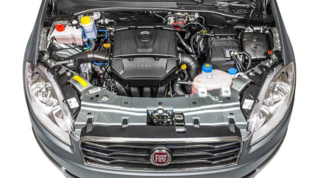 O motor 1.8 16V e.torQ é a única opção | <a href="https://gutenberg.quatrorodas.abril.com.br/noticias/fabricantes/reestilizado-linea-chega-r-55-850-778473.shtml" rel="migration">Leia mais</a> | <a href="https://gutenberg.quatrorodas.abril.com.br/carros/impressoes/fiat-linea-essence-2015-77758" rel="migration"></a> O motor 1.8 16V e.torQ é a única opção | <a href="https://gutenberg.quatrorodas.abril.com.br/noticias/fabricantes/reestilizado-linea-chega-r-55-850-778473.shtml" rel="migration">Leia mais</a> | <a href="https://gutenberg.quatrorodas.abril.com.br/carros/impressoes/fiat-linea-essence-2015-77758" rel="migration"></a>