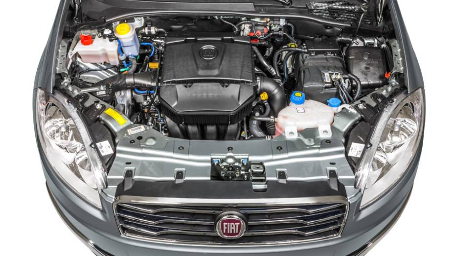 O motor 1.8 16V e.torQ &eacute; a &uacute;nica op&ccedil;&atilde;o | <a href="https://gutenberg.quatrorodas.abril.com.br/noticias/fabricantes/reestilizado-linea-chega-r-55-850-778473.shtml" rel="migration">Leia mais</a> | <a href="https://gutenberg.quatrorodas.abril.com.br/carros/impressoes/fiat-linea-essence-2015-77758" rel="migration"></a>