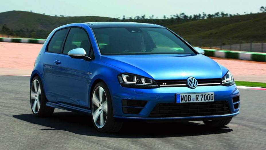 Este é o Golf mais potente da história. Vai encarar? | <a href="https://gutenberg.quatrorodas.abril.com.br/saloes/frankfurt/2013/volkswagen-golf-r-752207.shtml" rel="migration">Leia mais</a>