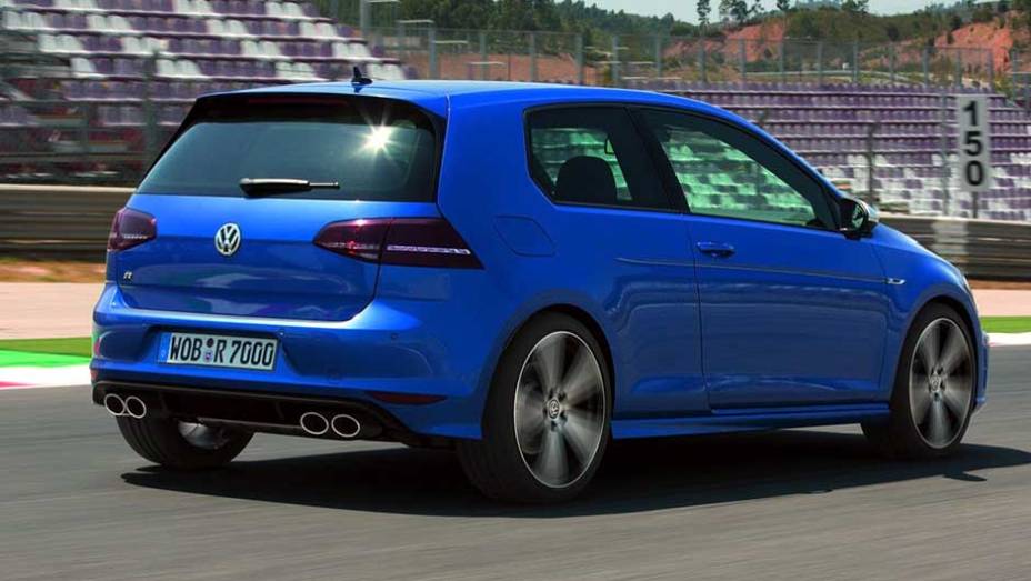 Com 300 cv, o novo Golf R tem 30 cv a mais que seu antecessor | <a href="https://gutenberg.quatrorodas.abril.com.br/saloes/frankfurt/2013/volkswagen-golf-r-752207.shtml" rel="migration">Leia mais</a>