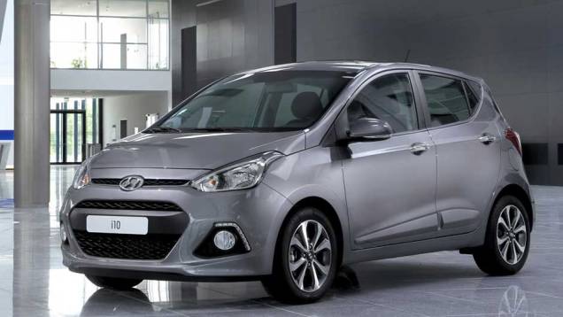 Com design completamente novo, ele segue o conceito de escultura fluida | <a href="https://gutenberg.quatrorodas.abril.com.br/saloes/frankfurt/2013/hyundai-i10-753181.shtml" rel="migration">Leia mais</a> Com design completamente novo, ele segue o conceito de escultura fluida | <a href="https://gutenberg.quatrorodas.abril.com.br/saloes/frankfurt/2013/hyundai-i10-753181.shtml" rel="migration">Leia mais</a>