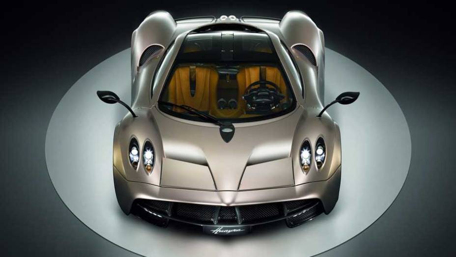 O Huayra é o novo superesportivo da marca de Horacio Pagani