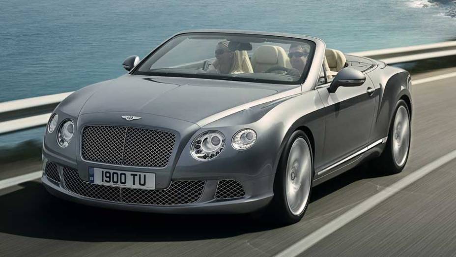 Nova geração do roadster ficou mais esportiva | <a href="https://gutenberg.quatrorodas.abril.com.br/carros/lancamentos/bentley-continental-gtc-637536.shtml" rel="migration">Leia mais</a>