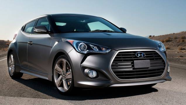 Modelo ganhou potência para combinar com visual arrojado Modelo ganhou potência para combinar com visual arrojado