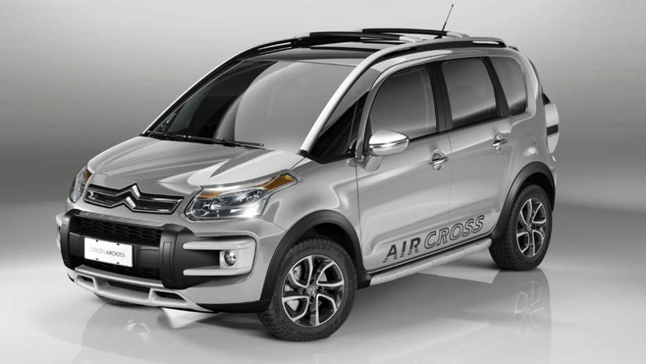 Modelo é a versão aventureira do hatch C3 | <a href="https://gutenberg.quatrorodas.abril.com.br/carros/lancamentos/citroen-aircross-591224.shtml" rel="migration">Leia mais</a>