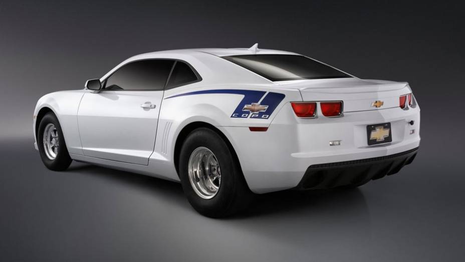 Entre os motores oferecidos, está um possante 7.0 V8 | <a href="https://gutenberg.quatrorodas.abril.com.br/noticias/fabricantes-conceito-chevrolet-sera-produzido-317761_p.shtml" rel="migration">Leia mais</a>
