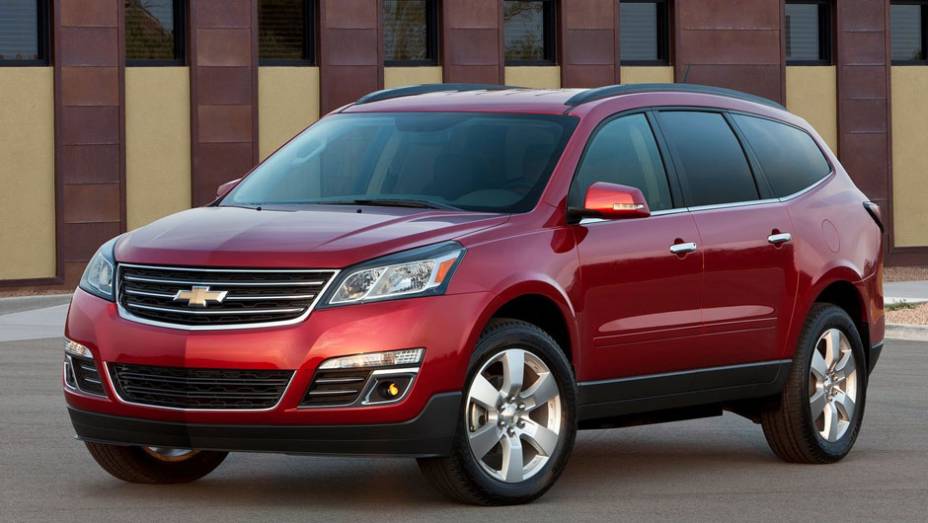 Linha 2013 do SUV será apresentada em Nova York. | <a href="https://gutenberg.quatrorodas.abril.com.br/saloes/nova-york/2012/chevrolet-traverse-680860.shtml" rel="migration">Leia mais</a>