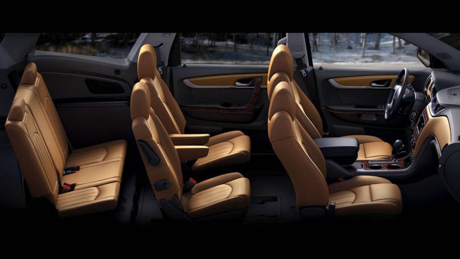 Utilitário-esportivo tem capacidade para levar seis pessoas. | <a href="https://gutenberg.quatrorodas.abril.com.br/saloes/nova-york/2012/chevrolet-traverse-680860.shtml" rel="migration">Leia mais</a>