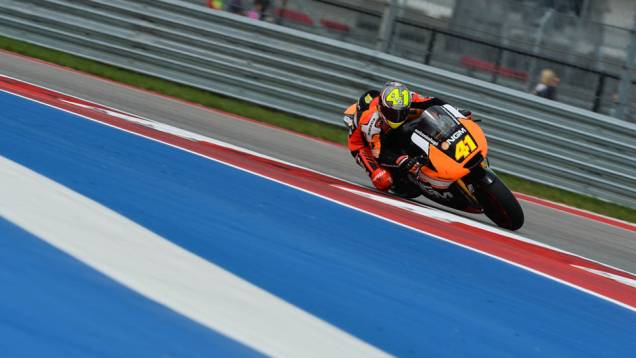 Aleix Espargaró andou forte e larga em quarto | <a href="https://gutenberg.quatrorodas.abril.com.br/moto/noticias/marquez-domina-treino-pole-austin-779649.shtml" rel="migration">Leia mais</a> Aleix Espargaró andou forte e larga em quarto | <a href="https://gutenberg.quatrorodas.abril.com.br/moto/noticias/marquez-domina-treino-pole-austin-779649.shtml" rel="migration">Leia mais</a>
