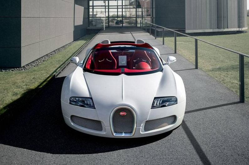 Exclusividade pouca é bobagem: o Veyron Grand Sport Wei Long terá apenas um exemplar produzido | <a href="https://gutenberg.quatrorodas.abril.com.br/saloes/pequim/2012/bugatti-veyron-wei-long-682847.shtml" rel="migration">Leia mais</a>