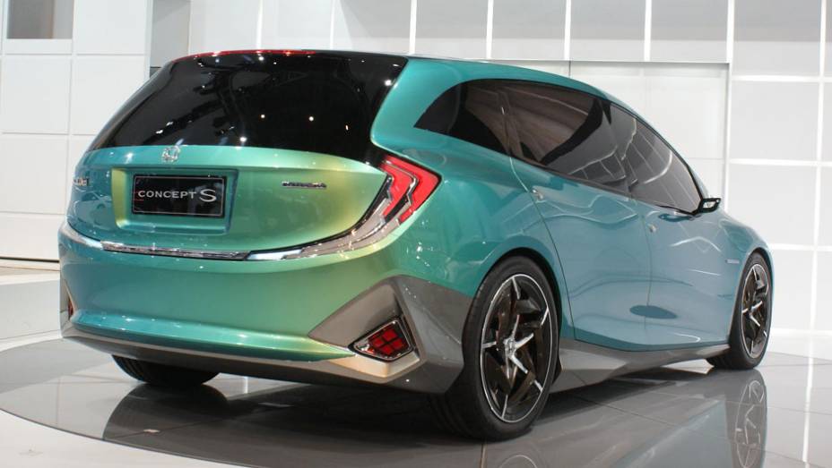 Honda Concept S | <a href="https://gutenberg.quatrorodas.abril.com.br/galerias/saloes/pequim/2012/honda-s-c-conept-682794.shtml" rel="migration">Veja mais fotos</a>