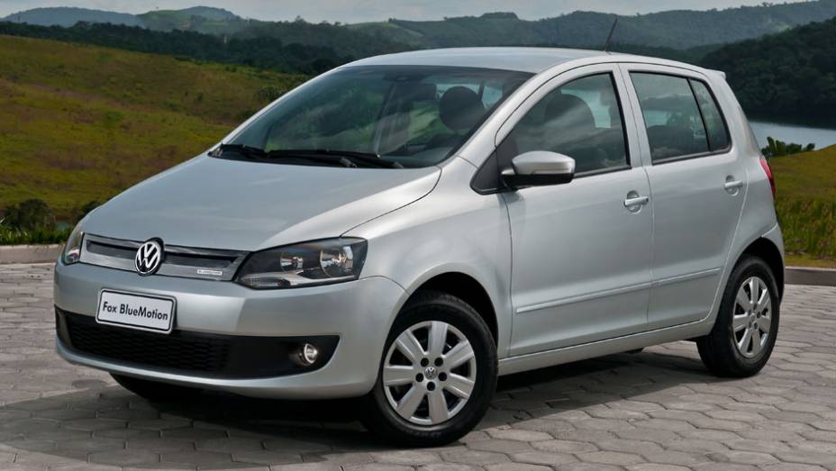 Pneus são verdes e motor 1.6 foi recalibrado | <a href="https://gutenberg.quatrorodas.abril.com.br/carros/lancamentos/vw-fox-bluemotion-683155.shtml" rel="migration">Leia mais</a>