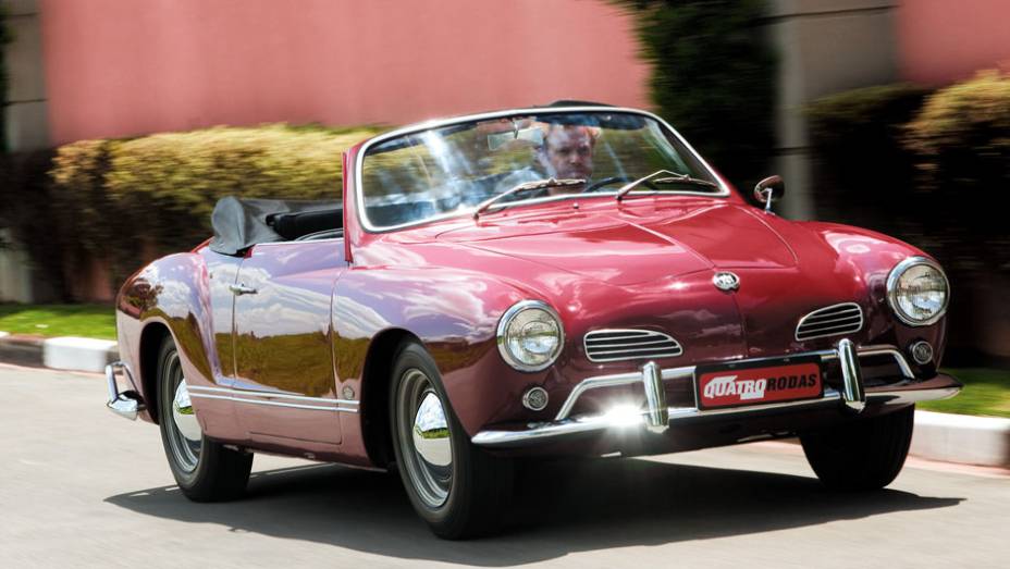 Belo como poucos modelos já produzidos por aqui, o Karmann Ghia foi feito para desfilar, já que o motor VW não primava pelo alto desempenho; foi superado pelo Fiat Uno Turbo no Facebook | <a href="https://gutenberg.quatrorodas.abril.com.br/classicos/brasileiros/karma" rel="migration"></a> Belo como poucos modelos já produzidos por aqui, o Karmann Ghia foi feito para desfilar, já que o motor VW não primava pelo alto desempenho; foi superado pelo Fiat Uno Turbo no Facebook | <a href="https://gutenberg.quatrorodas.abril.com.br/classicos/brasileiros/karma" rel="migration"></a>