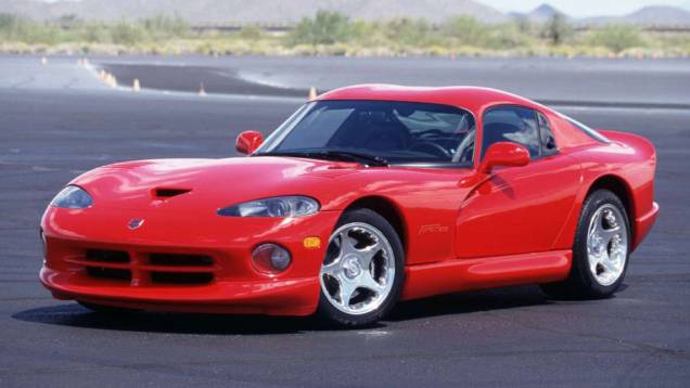 Dodge Viper: nome do esportivo foi homenagem da marca a Carroll Shelby | <a href="https://gutenberg.quatrorodas.abril.com.br/noticias/carrol-shelby-morre-aos-89-anos-321336_p.shtml" target="_blank" rel="migration">Carroll Shelby morre aos 89 anos</a> | <a href="https://quatrorodas.abril." rel="migration"></a> Dodge Viper: nome do esportivo foi homenagem da marca a Carroll Shelby | <a href="https://gutenberg.quatrorodas.abril.com.br/noticias/carrol-shelby-morre-aos-89-anos-321336_p.shtml" target="_blank" rel="migration">Carroll Shelby morre aos 89 anos</a> | <a href="https://quatrorodas.abril." rel="migration"></a>