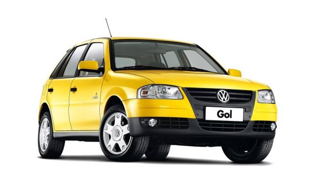 VW Gol Copa (2006): com 16 mil unidades produzidas, o carro tinha visual diferenciado, com rodas de liga leve e um aplique preto na grade em forma de "V"; foi vendido com motores 1.0 e 1.6 VW Gol Copa (2006): com 16 mil unidades produzidas, o carro tinha visual diferenciado, com rodas de liga leve e um aplique preto na grade em forma de "V"; foi vendido com motores 1.0 e 1.6
