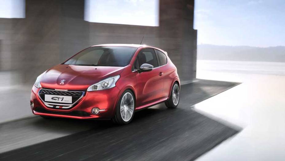 Peugeot confirmou a versão de produção do 208 GTI para o Salão de Paris deste ano. Versão conceitual foi mostrada em Genebra. <a href="https://gutenberg.quatrorodas.abril.com.br/noticias/fabricantes-peugeot-208-gti-sera-mostrado-paris-325335_p.shtml" rel="migration">Leia mais</a>