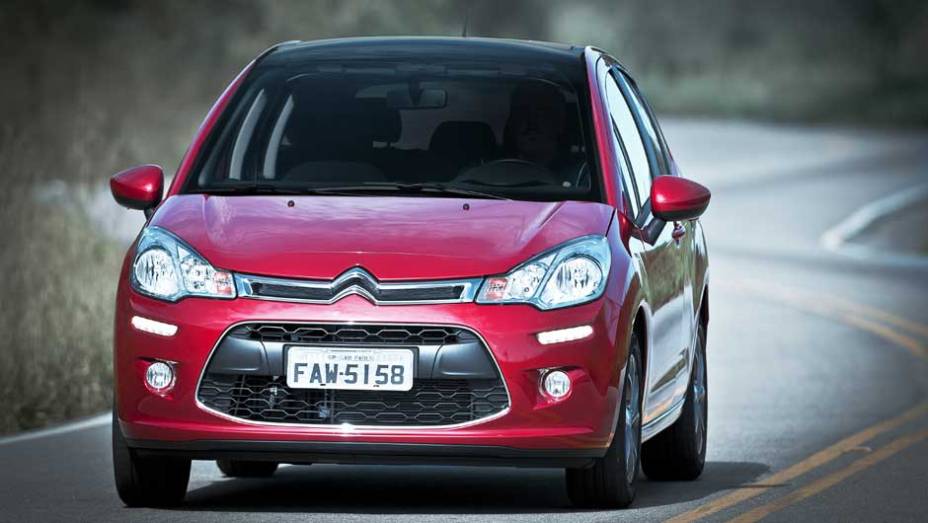 O novo C3 terá como principais concorrentes o recém-lançado Chevrolet Sonic e o Ford New Fiesta | <a href="https://gutenberg.quatrorodas.abril.com.br/carros/lancamentos/citroen-c3-696228.shtml" rel="migration">Leia mais</a>