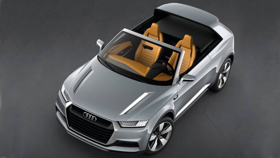 Dois motores elétricos, sendo um de 68 cv e outro de 116 cv, ajudam na propulsão | <a href="https://gutenberg.quatrorodas.abril.com.br/saloes/paris/2012/audi-crosslane-coupe-concept-703457.shtml" rel="migration">Leia mais</a>