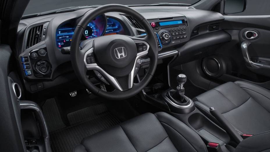 SUV mantém a motorização híbrida presente em sua versão atual | <a href="https://gutenberg.quatrorodas.abril.com.br/saloes/paris/2012/honda-cr-z-703324.shtml" rel="migration">Leia mais</a>