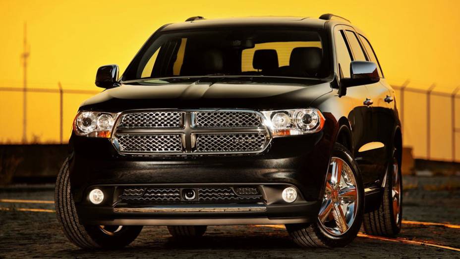 Dodge Durango | <a href="https://gutenberg.quatrorodas.abril.com.br/salao-do-automovel/2012/carros/durango-704005.shtml" rel="migration">Leia mais</a>