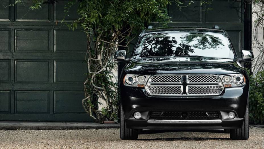 Dodge Durango | <a href="https://gutenberg.quatrorodas.abril.com.br/salao-do-automovel/2012/carros/durango-704005.shtml" rel="migration">Leia mais</a>