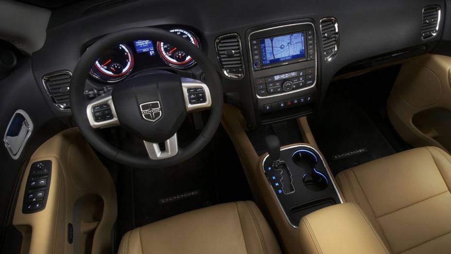 Dodge Durango | <a href="https://gutenberg.quatrorodas.abril.com.br/salao-do-automovel/2012/carros/durango-704005.shtml" rel="migration">Leia mais</a>