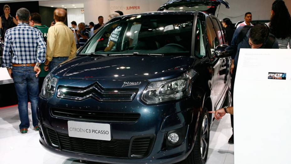 A Citroën exibiu a linha 2013 do C3 Picasso neste Salão do Automóvel | <a href="https://gutenberg.quatrorodas.abril.com.br/salao-do-automovel/2012/carros/c3-picasso-2013-709046.shtml" rel="migration">Leia mais</a>