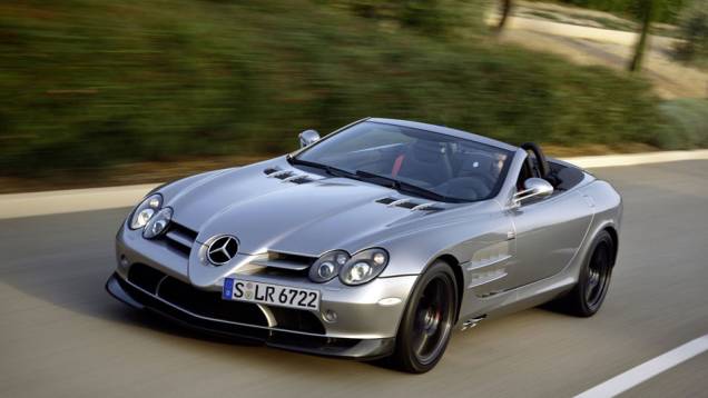 2º: Mercedes SLR McLaren Roadster | Valor do IPVA 2013: 78.715 | Valor venal, segundo tabela Fipe: 1.967.866 | Ano de fabricação: 2009 | O carro que esse IPVA pagaria: Corolla Sedan XEi 2.0 (R$ 69.500) 2º: Mercedes SLR McLaren Roadster | Valor do IPVA 2013: 78.715 | Valor venal, segundo tabela Fipe: 1.967.866 | Ano de fabricação: 2009 | O carro que esse IPVA pagaria: Corolla Sedan XEi 2.0 (R$ 69.500)