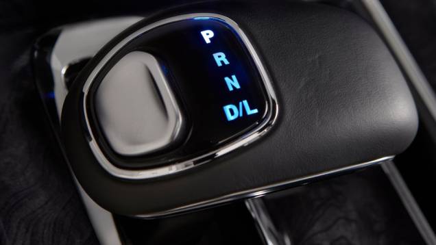 Preço de lançamento foi definido em US$ 32.295 | <a href="https://gutenberg.quatrorodas.abril.com.br/saloes/detroit/2013/chrysler-300c-motown-edition-730472.shtml" rel="migration">Leia mais</a> Preço de lançamento foi definido em US$ 32.295 | <a href="https://gutenberg.quatrorodas.abril.com.br/saloes/detroit/2013/chrysler-300c-motown-edition-730472.shtml" rel="migration">Leia mais</a>