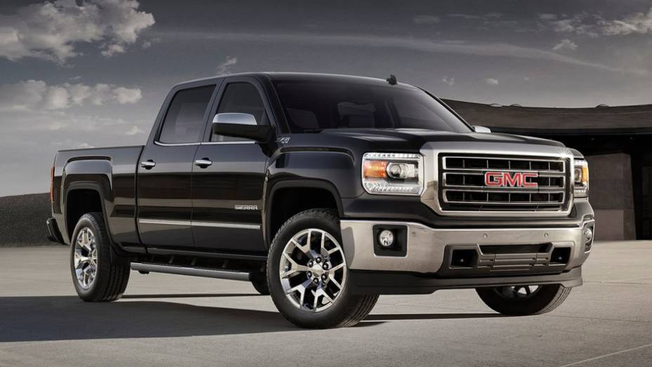 Tanto a Silverado quanto a GMC Sierra, clone da picape da GM, chegam no segundo trimestre de 2013 | <a href="https://gutenberg.quatrorodas.abril.com.br/saloes/detroit/2013/chevrolet-silverado-730372.shtml" rel="migration">Leia mais</a>