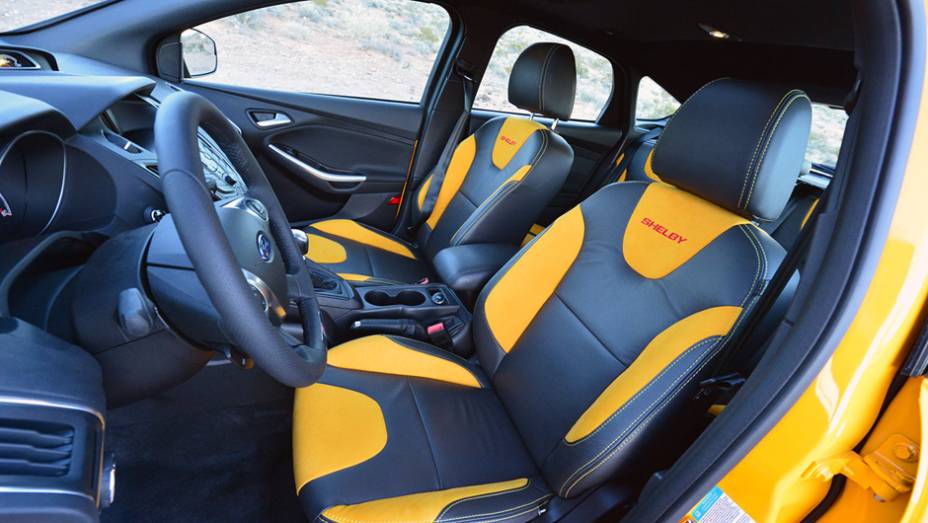 Apenas 500 unidades do modelo serão produzidas anualmente | <a href="https://gutenberg.quatrorodas.abril.com.br/saloes/detroit/2013/shelby-focus-st-731039.shtml" rel="migration">Leia mais</a>