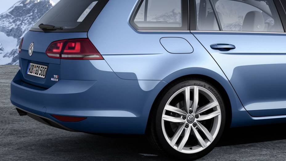 Volkswagen divulgou primeiras imagens oficiais do modelo que será apresentado em Genebra. <a href="%20https://gutenberg.quatrorodas.abril.com.br/saloes/genebra/2013/volkswagen-golf-variant-735101.shtml" rel="migration">Leia mais</a>