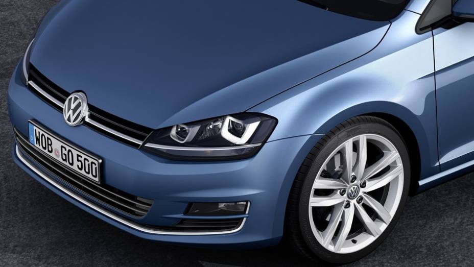 Sob o capô, também não devem existir muitas novidades. <a href="https://gutenberg.quatrorodas.abril.com.br/saloes/genebra/2013/volkswagen-golf-variant-735101.shtml" rel="migration">Leia mais</a>