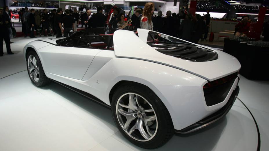 Italdesign Parcour | <a href="https://gutenberg.quatrorodas.abril.com.br/saloes/genebra/2013/italdesign-parcour-735277.shtml" rel="migration">Leia mais</a> | <a href="https://gutenberg.quatrorodas.abril.com.br/galerias/saloes/genebra/2013/salao-genebra-2013-parte-1-735307.shtml" rel="migration">Parte 1 dos d</a>