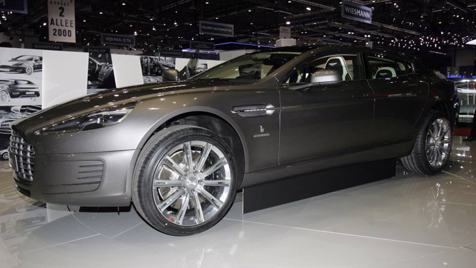 Bertone Aston Martin Jet 2plus2 | <a href="https://gutenberg.quatrorodas.abril.com.br/saloes/genebra/2013/bertone-revela-novo-aston-martin-734487.shtml" rel="migration">Leia mais</a> | <a href="https://gutenberg.quatrorodas.abril.com.br/galerias/saloes/genebra/2013/salao-genebra-2013-parte-1-" rel="migration"></a>