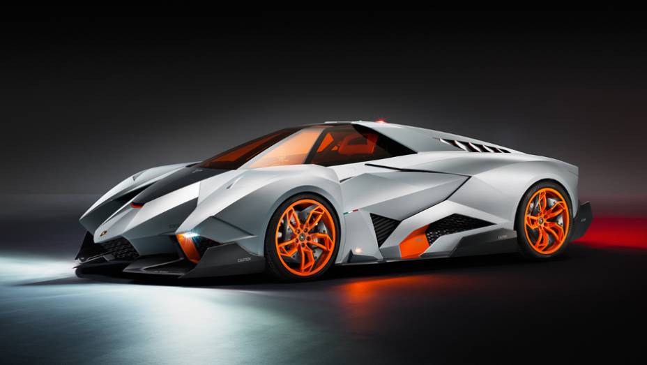 Lamborghini cria Egoista concept | <a href="https://gutenberg.quatrorodas.abril.com.br/noticias/fabricantes/lamborghini-cria-egoista-concept-741099.shtml" rel="migration">Leia mais</a>