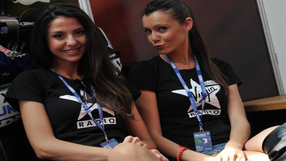 Veja as belas garotas que marcaram presença na Etapa de Monza da Superbike e e saiba como foi a corrida! | <a href="%20https://gutenberg.quatrorodas.abril.com.br/moto/noticias/wsbk-melandri-se-destaca-monza-741150.shtml" rel="migration">Leia mais</a>