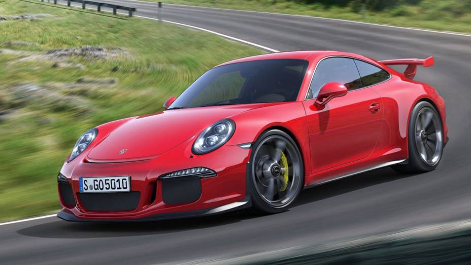 911 GT3 2014 (991) - O futuro da atual geração do 911 reserva versões de desempenho cada vez mais alto, como o boxer de 3.8 litros e 475 cv do novo GT3 | <a href="%20https://gutenberg.quatrorodas.abril.com.br/reportagens/classicos/porsche-911-50-anos-748361.shtml" rel="migration">Lei</a>