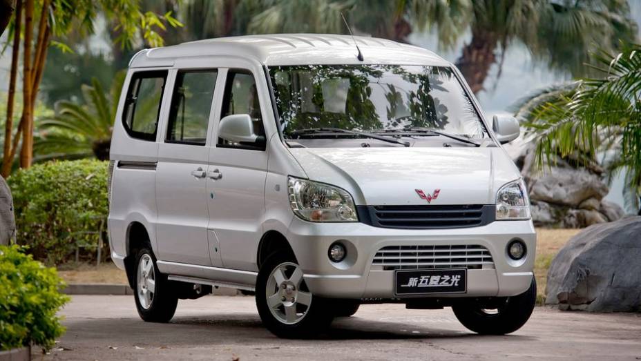 Wuling Sunshine Series - Vendas no 1º semestre de 2013: 345.701 unidades - Vendas no 1º semestre de 2012: 629.926 unidades - Crescimento: -45,1%