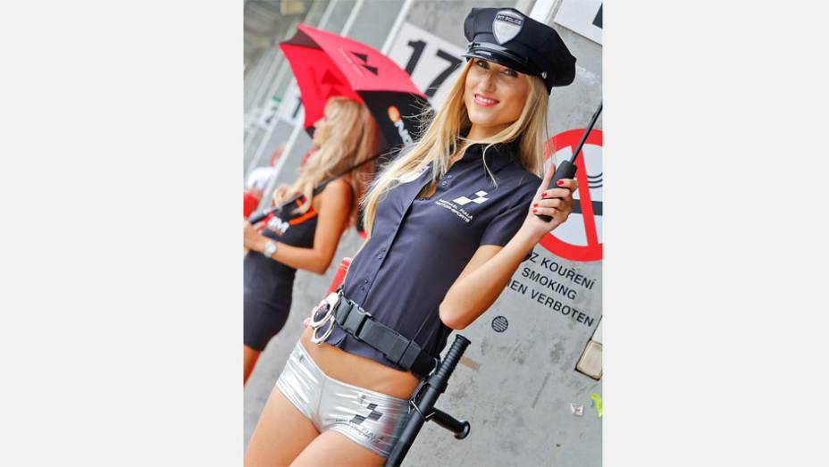 Veja as belas garotas da MotoGP da República Tcheca e saiba como foi a corrida! | <a href="https://gutenberg.quatrorodas.abril.com.br/moto/galerias/competicoes/motogp-republica-tcheca-domingo-751230.shtmll" rel="migration">Leia mais</a>