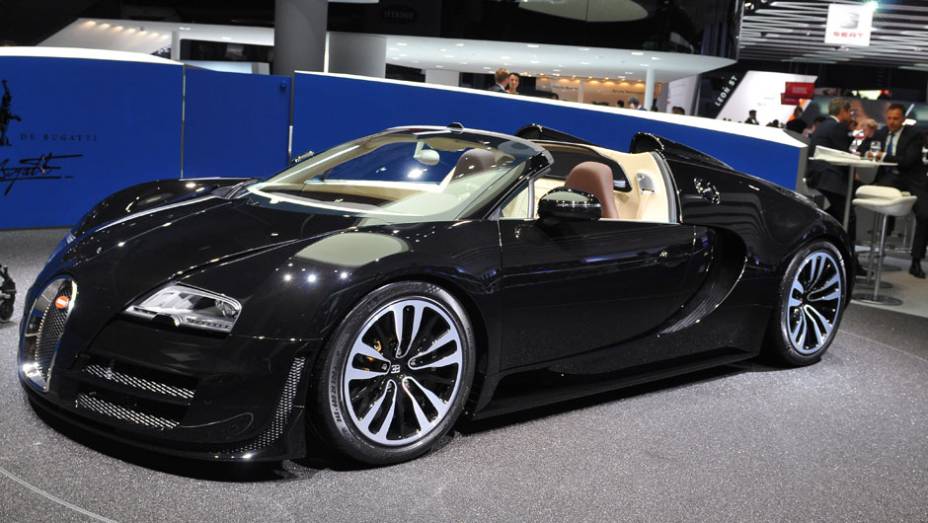 Bugatti Veyron 16.4 Grand Sport Vitesse Legend Edition | <a href="https://gutenberg.quatrorodas.abril.com.br/saloes/frankfurt/2013/bugatti-veyron-16-4-grand-sport-vitesse-legend-edition-752978.shtml" rel="migration">Leia mais</a>