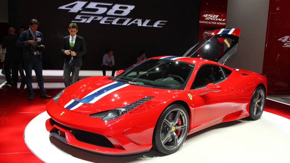 Ferrari 458 Italia Speciale | <a href="https://gutenberg.quatrorodas.abril.com.br/noticias/fabricantes/ferrari-mostra-458-italia-speciale-750592.shtml" rel="migration">Leia mais</a>