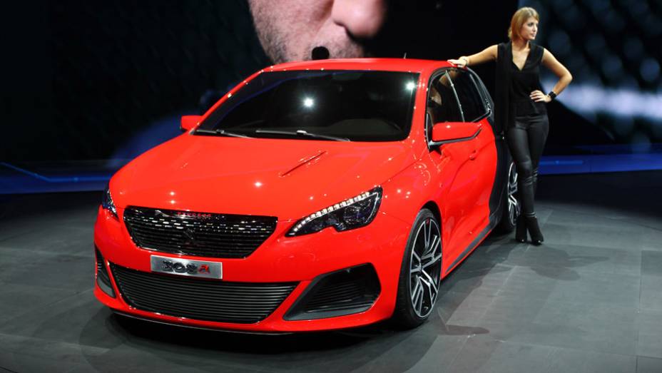 Peugeot 308 R Concept | <a href="https://gutenberg.quatrorodas.abril.com.br/saloes/frankfurt/2013/peugeot-mostra-308-r-concept-752508.shtml" rel="migration">Leia mais</a>