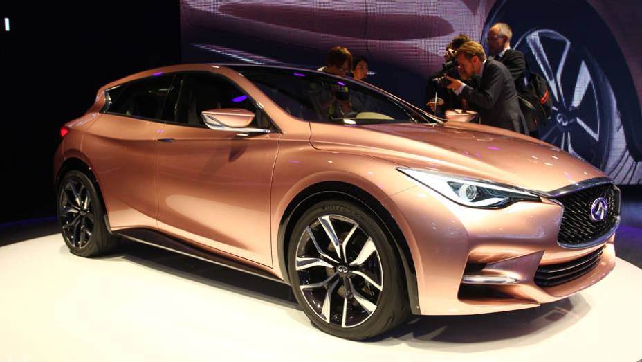 Infiniti Q30 concept | <a href="https://gutenberg.quatrorodas.abril.com.br/saloes/frankfurt/2013/infiniti-q30-concept-753091.shtml" rel="migration">Leia mais</a>