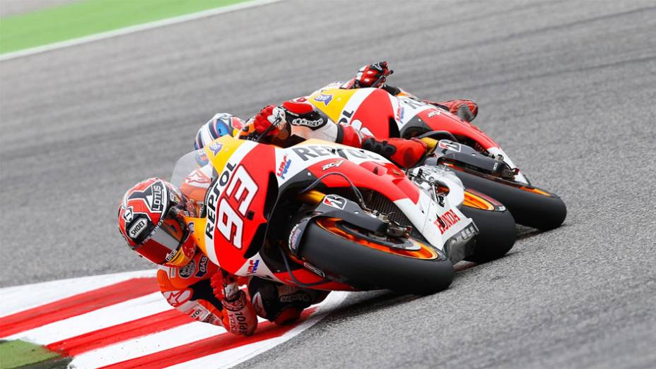 Marc Márquez ficou com o segundo lugar | <a href="https://gutenberg.quatrorodas.abril.com.br/moto/noticias/motogp-lorenzo-triunfa-misano-754124.shtml" rel="migration">Leia mais</a>