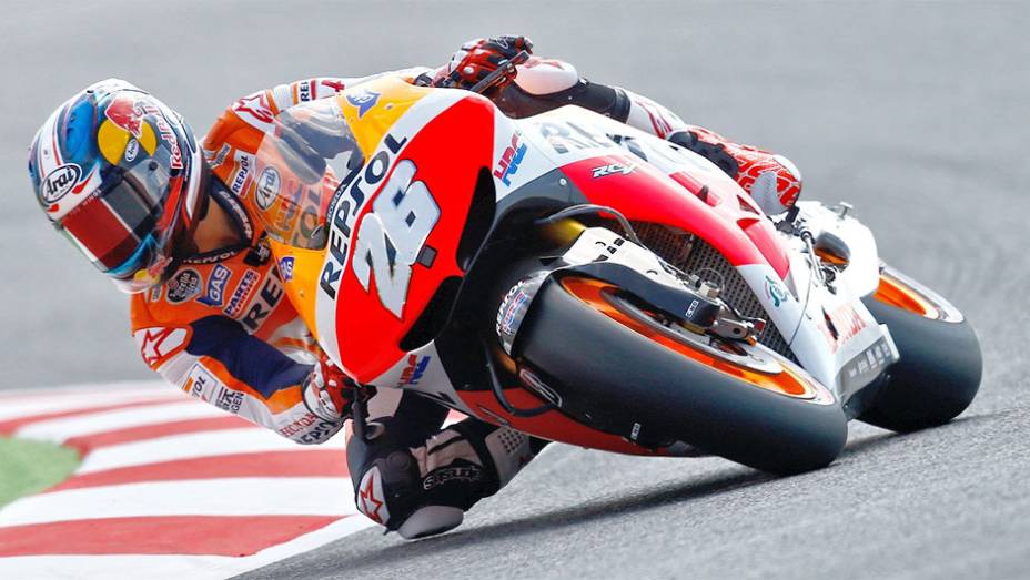 Dani Pedrosa se contentou com a terceira colocação | <a href="https://gutenberg.quatrorodas.abril.com.br/moto/noticias/motogp-lorenzo-triunfa-misano-754124.shtml" rel="migration">Leia mais</a>