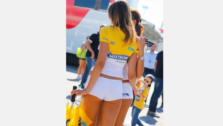 Veja as belas garotas da MotoGP, etapa de San Marino| <a href="https://gutenberg.quatrorodas.abril.com.br/moto/noticias/motogp-lorenzo-triunfa-misano-754124.shtml" rel="migration">Leia mais</a>