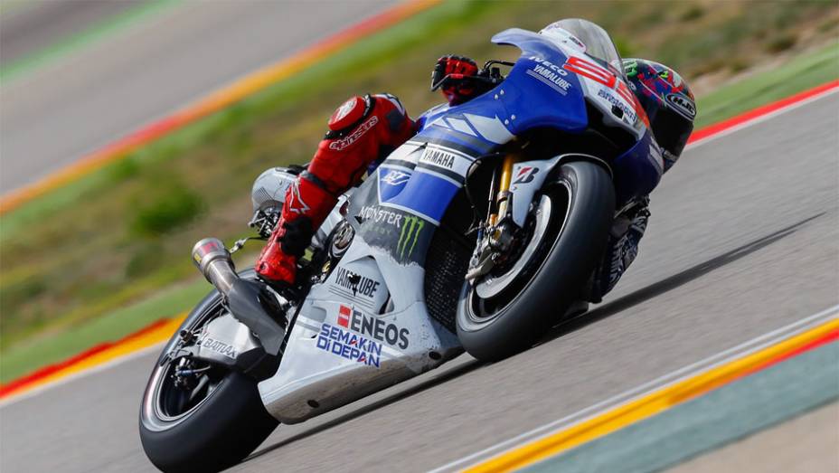 Jorge Lorenzo ficou com o segundo tempo, a apenas 10 milésimos de Márquez | <a href="https://gutenberg.quatrorodas.abril.com.br/moto/noticias/motogp-marquez-garante-pole-aragon-755537.shtml" rel="migration">Leia mais</a>